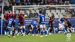 Gol Yoel Barcenas Real Oviedo Reus Carlos Tartiere.B�rcenas consigue el 2-0 en un lanzamiento de falta directa
