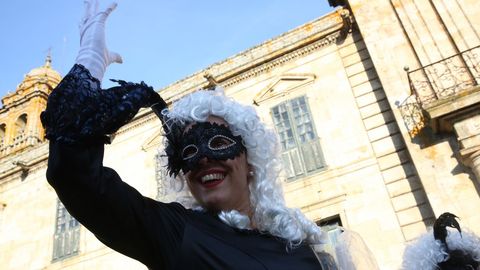 S�bado de pi�ata en Celanova.Ni�os y mayores disfrutaron de lo lindo con el desfile.
