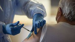 Contin�a la vacunaci�n masiva en Expourense y los hospitales comarcales de Ver�n y Valdeorras