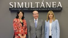 Paloma Vela, Miguel �ngel Escotet y Marit� Cores en la presentaci�n de �Simult�nea�