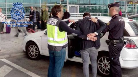 Detenidos tres hombres en Alicante por agredir sexualmente a una joven de 19 a�os