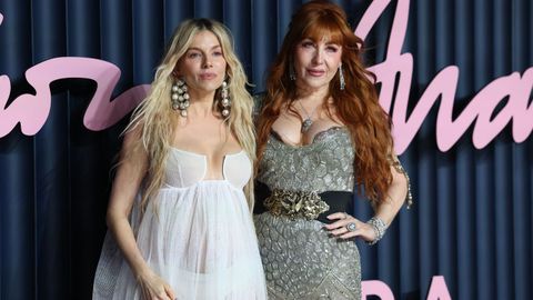 Sienna Miller junto a Charlotte Tilbury