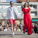 Vecinos de todas las edades participaron en el desfile. 