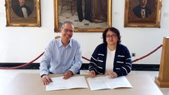Justo Trillo, Director de la divisi�n industrial de Xeal, y  Eva Garc�a Caama�o, presidenta de la Fundaci�n Fernando Blanco de Lema