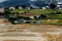 Casi una veintena de familias residen todav�a en los terrenos que ocupar� el Ofim�tico.