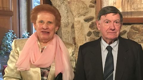 Milagros Manuela Coto, con su marido, Manuel Rolando Fern�ndez, fallecido hace un a�o, en una imagen tomada en el 2019