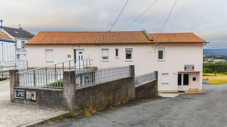 El centro de d&iacute;a Fogar de Berganti&ntilde;os est&aacute; en la casa rectoral de Verdillo