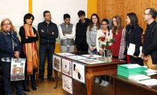 Alumnos e profesores presentaron onte a nova campa�a de promoci�n do galego. 