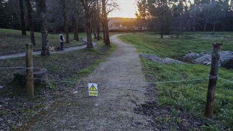 Parte de la zona que se ampliar en una fase est sutuada cerca del campo de futbol y junto a una de las sendas de Cicl-Ando