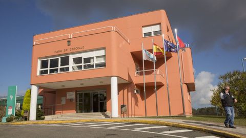 Casa do Concello de Cabana