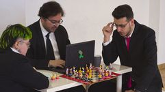 Verter Gz e Mister Myr presentan o tema �Guateke Turras�