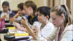 El uso del tel�fono m�vil se dispara entre los menores