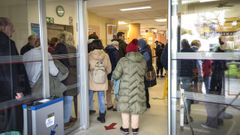 Colas en el centro de salud Virxe da Peregrina, en Pontevedra,�hace unos d�as