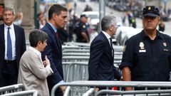 S�nchez visita la Jefatura de la Polic�a Nacional en Barcelona