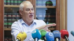 Manuel Martnez, en una rueda  de prensa como diputado provincial no adscrito en el 2018