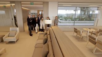 La entrega de la residencia construida por la Fundaci�n Amancio Ortega tuvo lugar el 14 de mayo