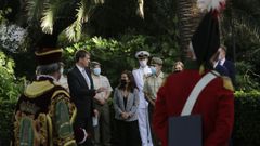 Ofrenda floral del embajador del Reino Unido y la alcaldesa de A Coru�a a sir John Moore