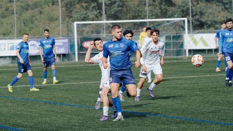 Hugo marca a Gabi, que siempre estuvo muy vigilado. 