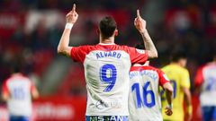 �lvaro