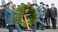 Viva el orden y la ley, viva honrada la Guardia Civil...