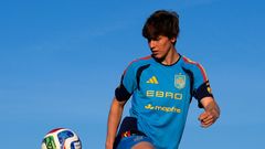 A Fer L�pez le esperan dos partidos de clasificaci�n de la Euro sub-21 con la selecci�n espa�ola de la categor�a.