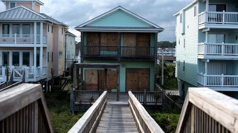 Una casa vac�a despu�s de que la familia fuera evacuada