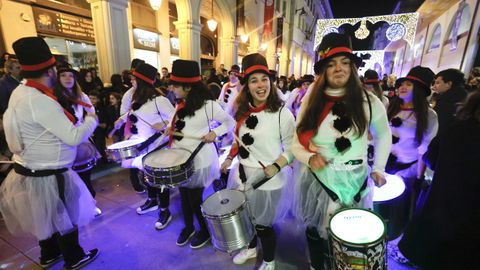 Adems de msica tambin hubo espectculos para animar la cabalgata.