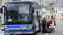 Para llegar a Pedrafita solo hay las lneas de Alsa y despus es necesario un taxi hasta O Cebreiro