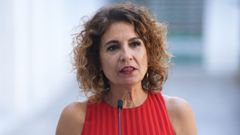 La secretaria general del PSOE de Andaluc�a, Mar�a Jes�s Montero, atiende a los medios para analizar los asuntos de la actualidad en el Parlamento andaluz.
