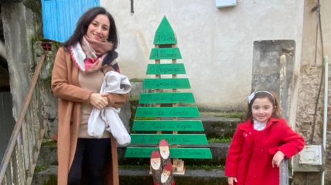 La inauguraci�n de la decoraci�n de O Castelo cont� con la participaci�n de numerosos vecinos.