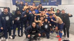 El plantel azul�n celebr� los tres valiosos puntos que conquist� en Os Carr�s