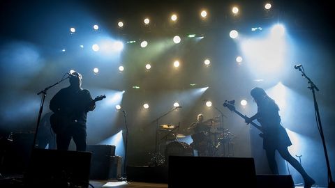 Pixies durante el concierto que dieron en A Corua en el 2019