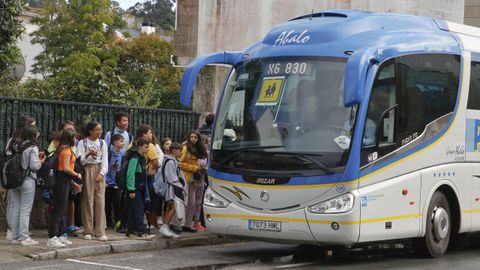 Imagen de archivo de un autobs de transporte escolar