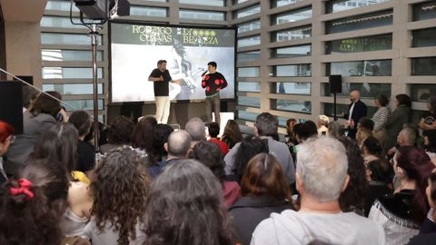 Encuentro entre Rodrigo Cuevas y Nuno Pico en la Fundaci�n Luis Seoane de A Coru�a