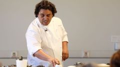 Minchas, percebes y sabor a mar, en el taller de gastronom�a de Luis Veira