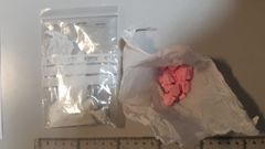 Coca�na y �xtasis incautados por la Guardia Civil a un presunto trapichero en Allariz.