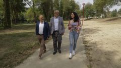 Jos� Antonio Quiroga, presidente de la Confederaci�n Hidrogr�fica Mi�o - Sil, Miguel Fern�ndez, alcalde de Lugo y �ngeles Novo, concejala de Mujer, Igualdad e Inclusi�n, en la inauguraci�n de la senda que une el paseo del Mi�o con la desembocadura del Rato