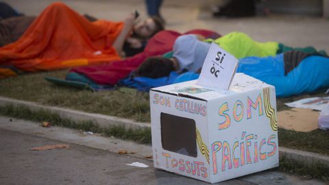 Acampada delante del Tribunal Superior de Justicia de Catalu�a