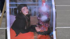 Flores, velas y una imagen de la estudiante espa�ola Claudia Tacoronte Aguilera durante el homenaje p�stumo celebrado este lunes tras su asesinato el pasado domingo en el municipio de Cuautla, en Morelos (M�xico).