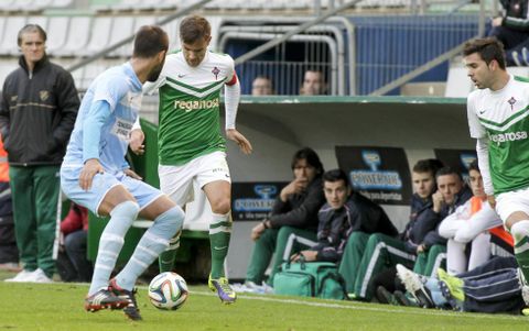 Tanto el Racing como el Coruxo se mueven en puestos pr�ximos a los del play off de ascenso. 