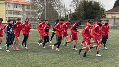 Entrenamiento del Racing en el campo de O Pote