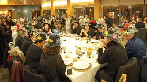 Cena ben�fica da Dorna en el restaurante Baiuca2026