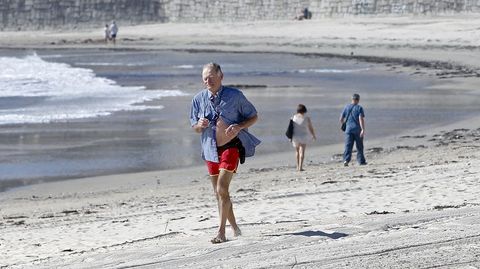 Ba�istas en la playa de Silgar, Sanxenxo