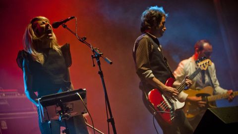 Columpio Asesino actuar en el Esmorga Fest de Sarria.