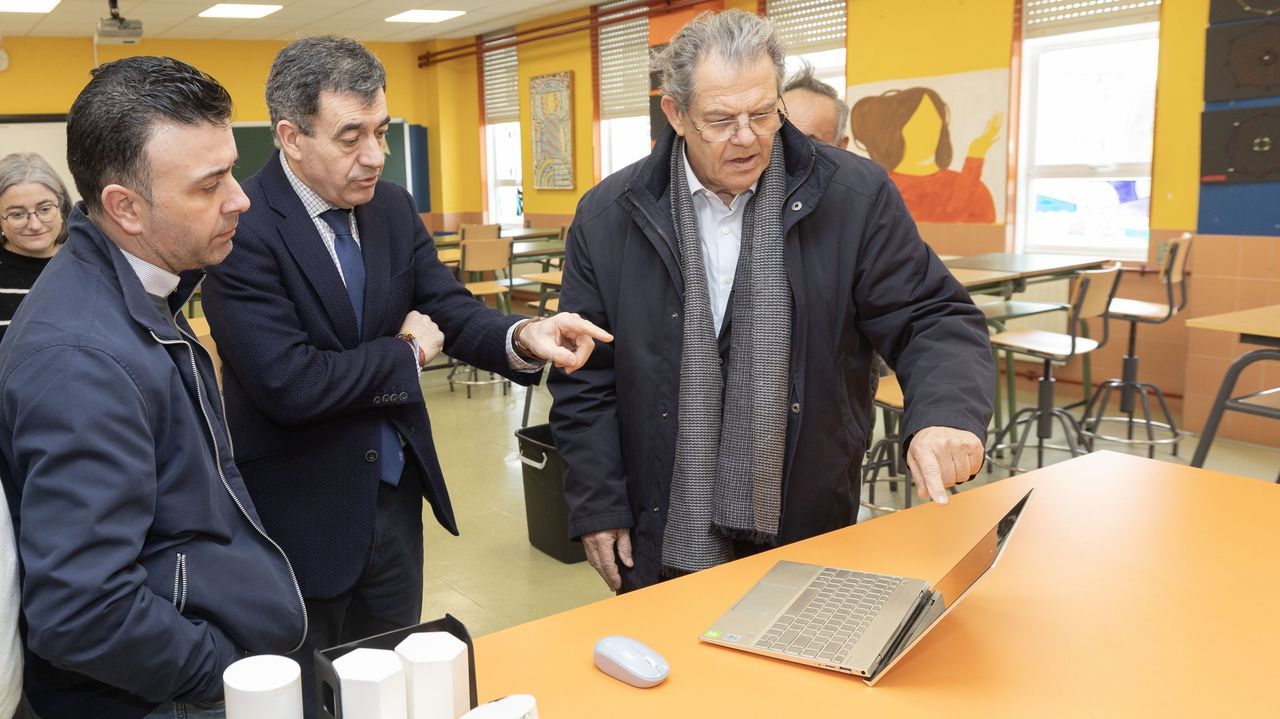 Educación licitará el cambio de la cubierta del instituto Eduardo Pondal