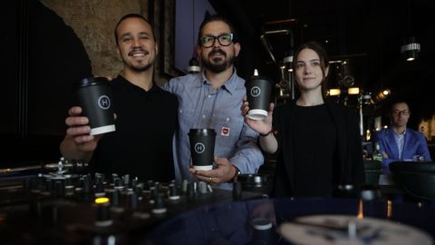 El bar Hemingway, en la Marina, montará una «coffee party» el domingo 1 de junio.