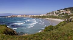 Vista del arenal As Salseiras de Cai�n, en primer t�rmino 