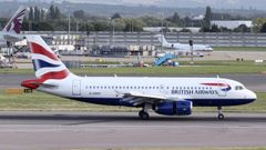 Un avi�n de British Airways, la aerol�nea en la que trabajaba el piloto despedido por consumir coca�na, este verano en Londres