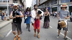 El sonido de las gaitas inunda Ribeira en la Festa da Dorna