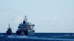 El crucero MV Hondius, zarpando del puerto de Granadilla de Abona, Tenerife.
